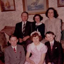 Robert, Maureen, Ronald, Robert, Jeanne, and Jeannette Easter 1959