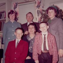 Robert, Jeannette, Ronald, Jeanne, Robert, Maureen Murphy Easter 1961